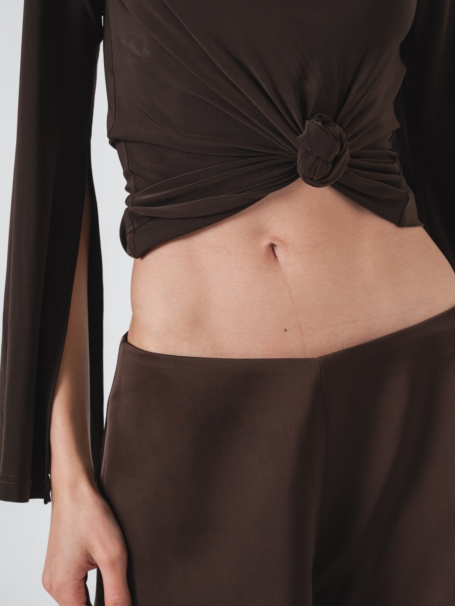 TIDE LONG SLEEVE TOP - BROWN