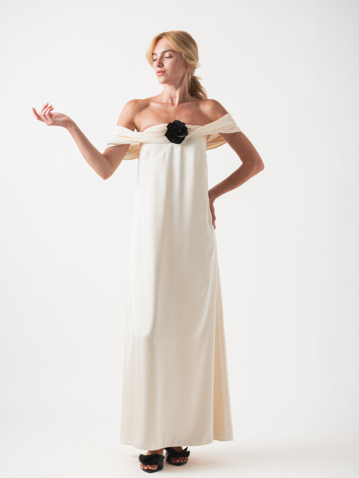 ROSE MAXI DRESS - CREAM