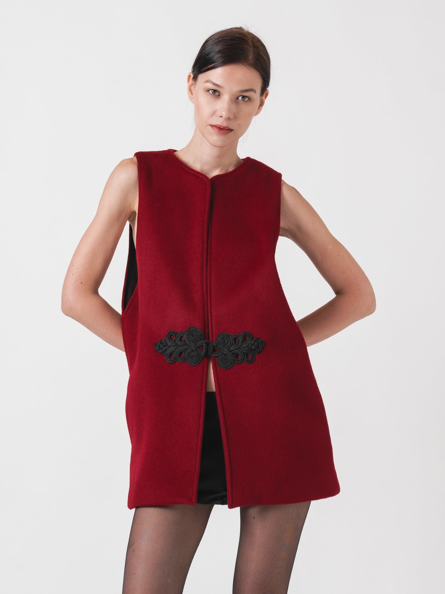 LOTUS GILET - RED WOOL