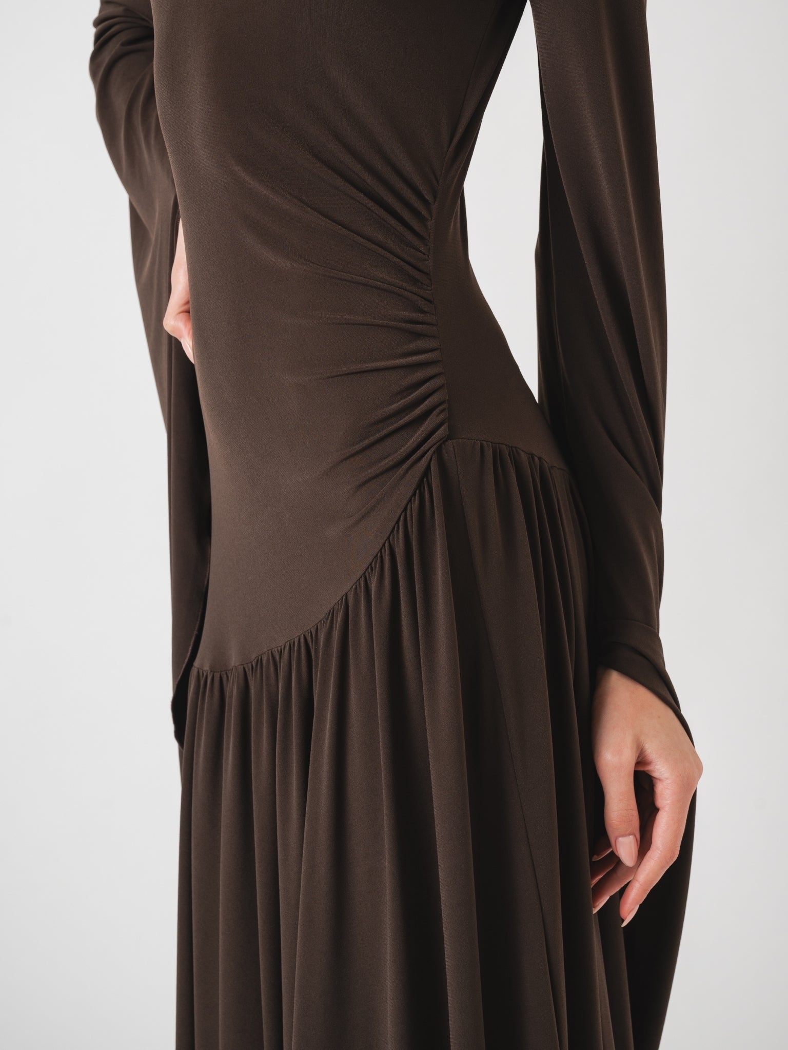DOVE MAXI DRESS - BROWN