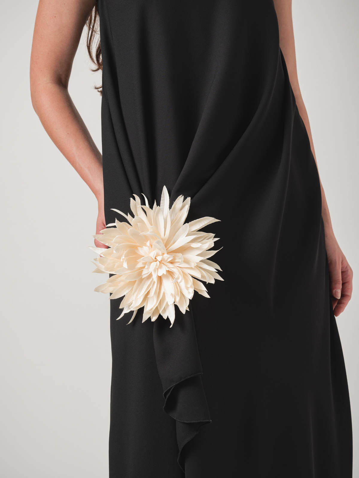 AMALIA MAXI DRESS - BLACK & CREAM