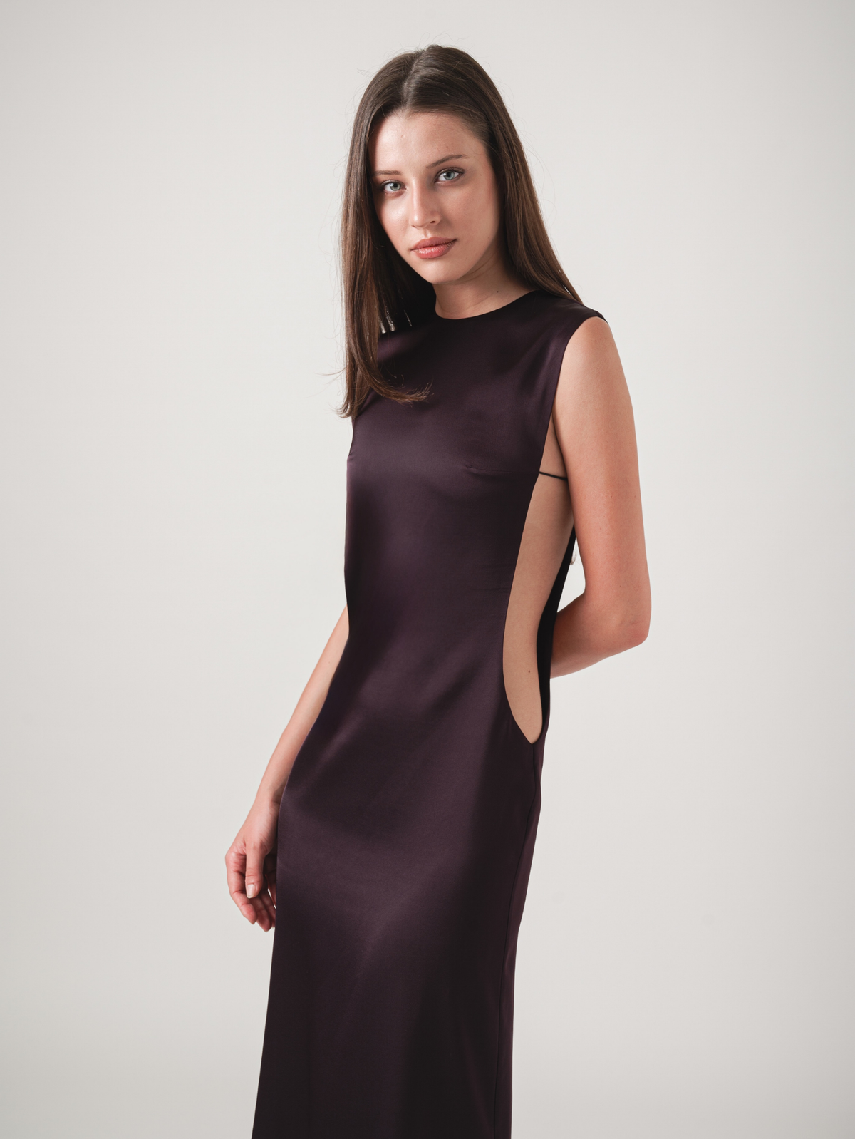 LIRA MAXI DRESS - AUBERGINE