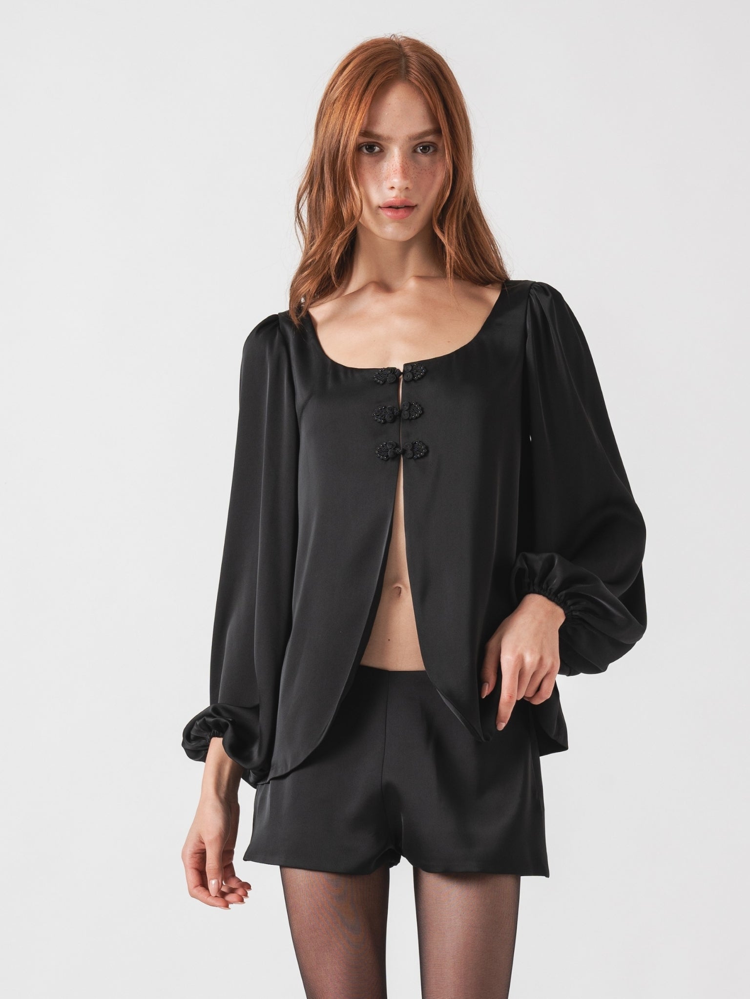LOTUS TOP - BLACK