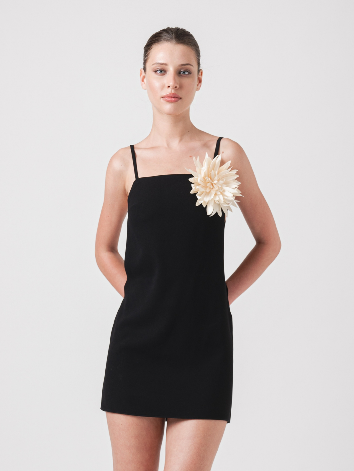 WILDBLOOM MINI DRESS - BLACK & WHITE