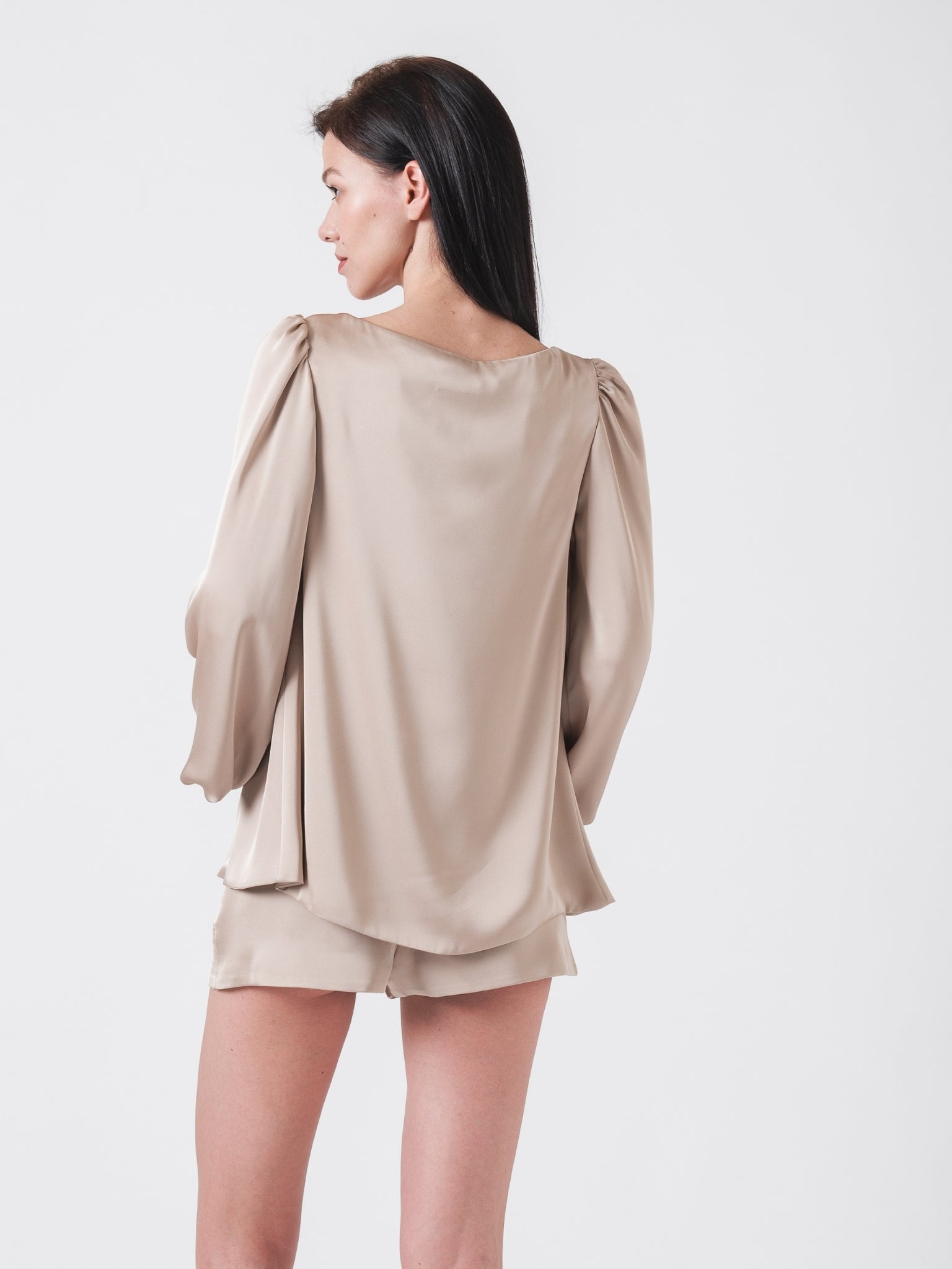 VINE SHORTS - CHAMPAGNE