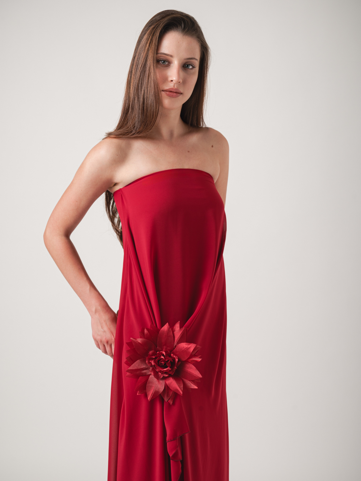 AMALIA MAXI DRESS - CHERRY RED