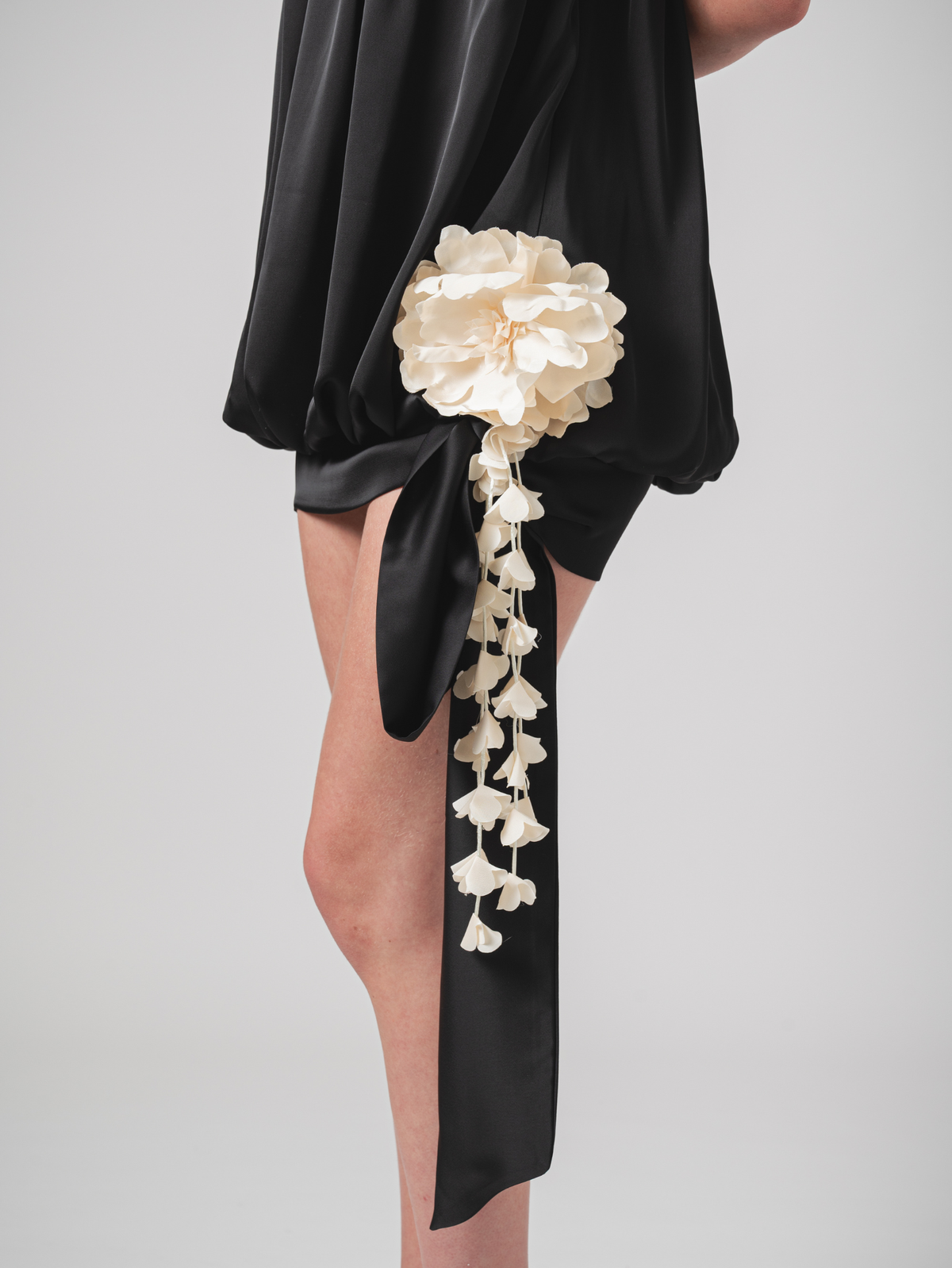 CLOÉ MINI DRESS - BLACK