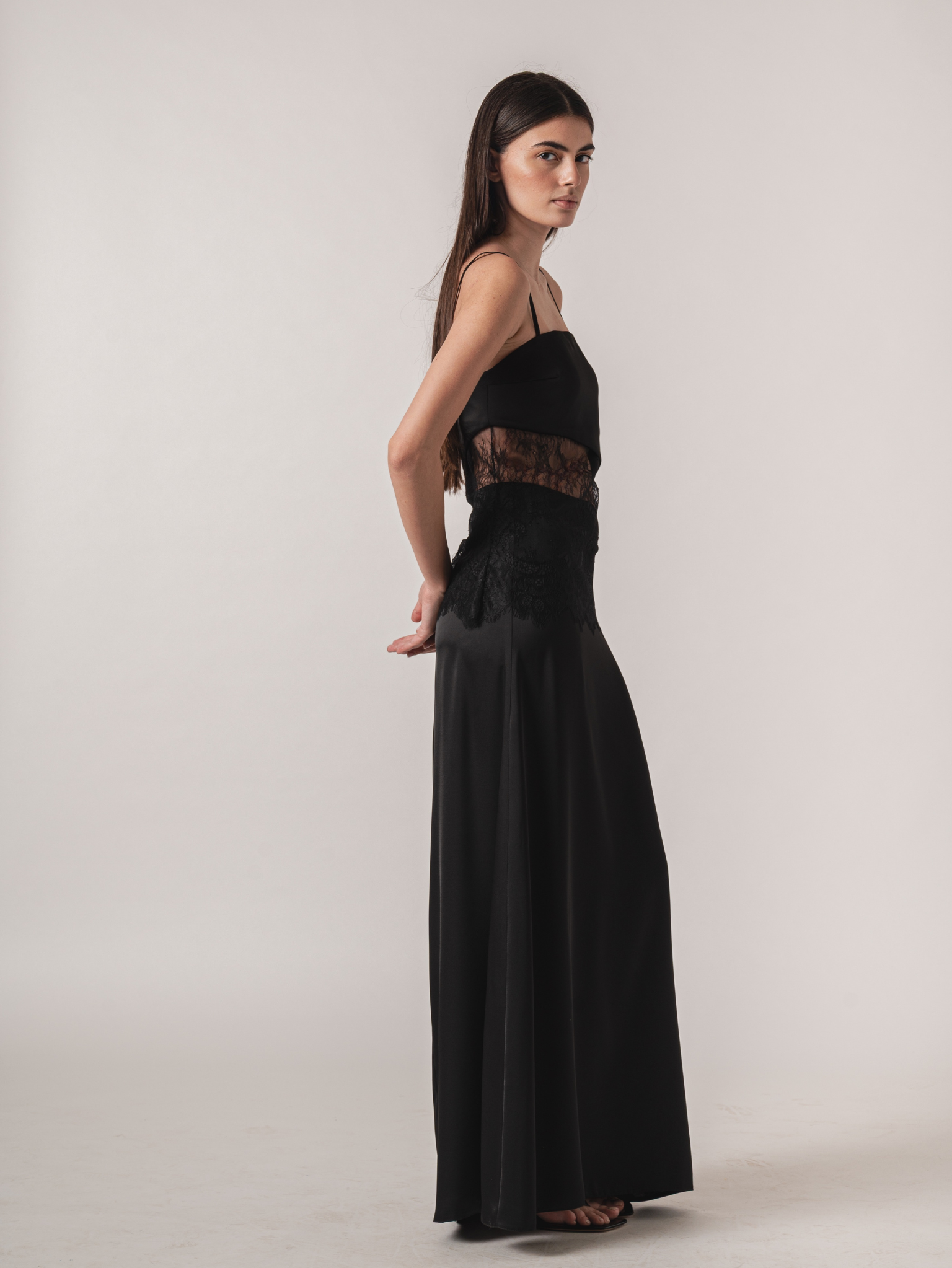LACY TOP - BLACK