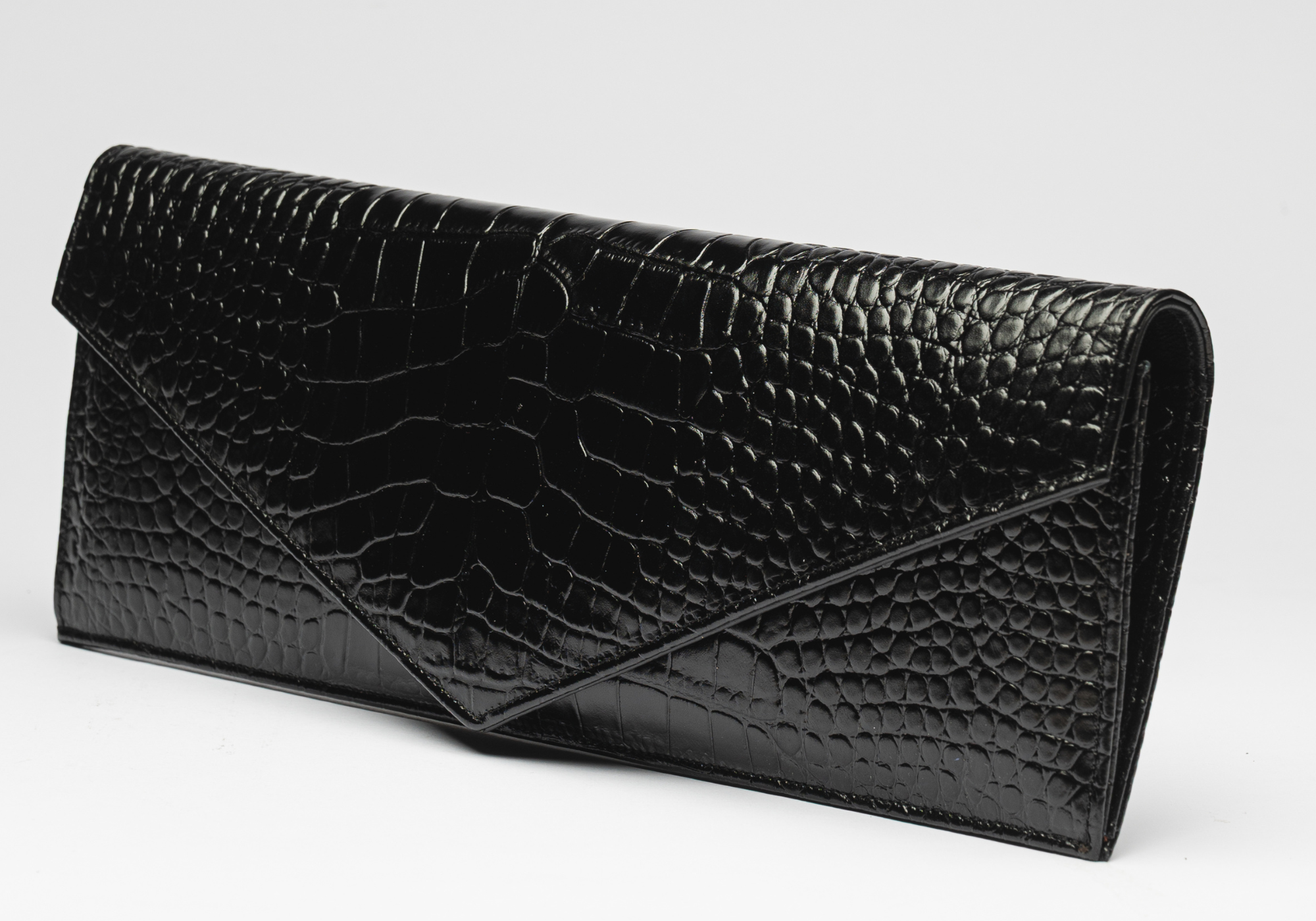 THE ENVELOPE CLUTCH - BLACK