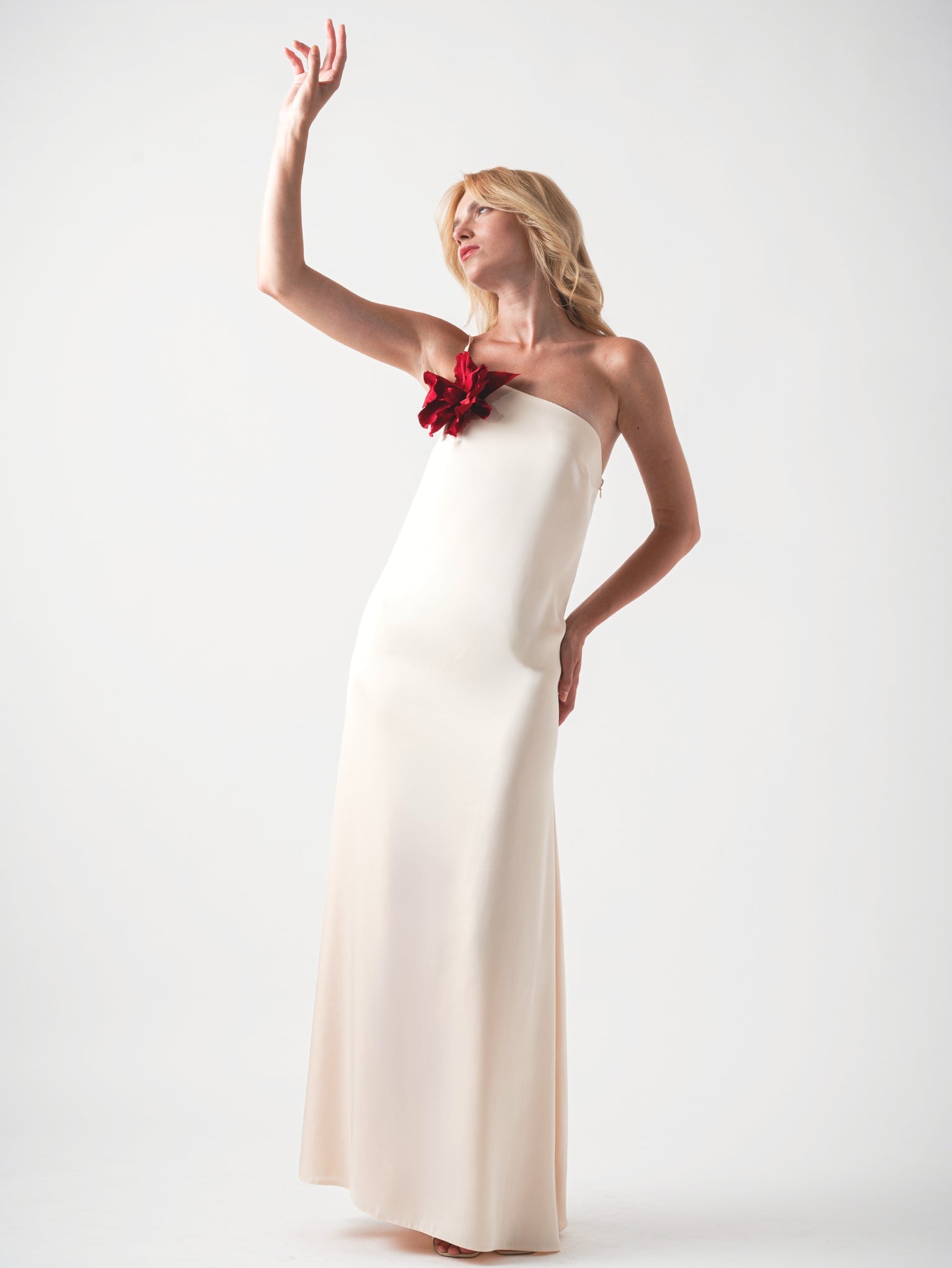 SCARLET MAXI DRESS - IVORY AND RED