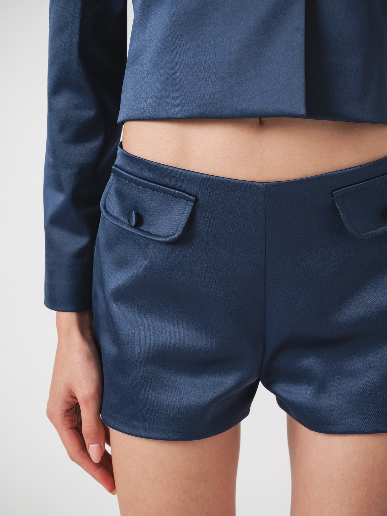 VERA SHORTS - NAVY
