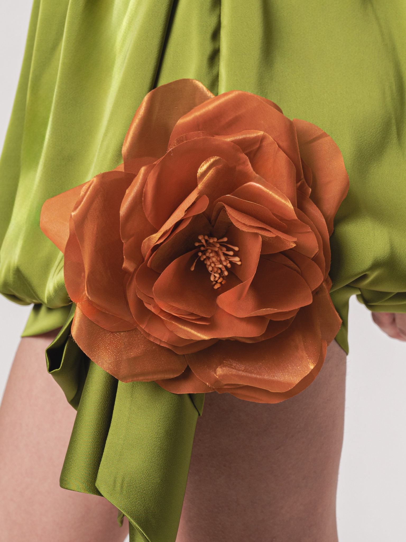 CLOÉ MINI DRESS - OLIVE