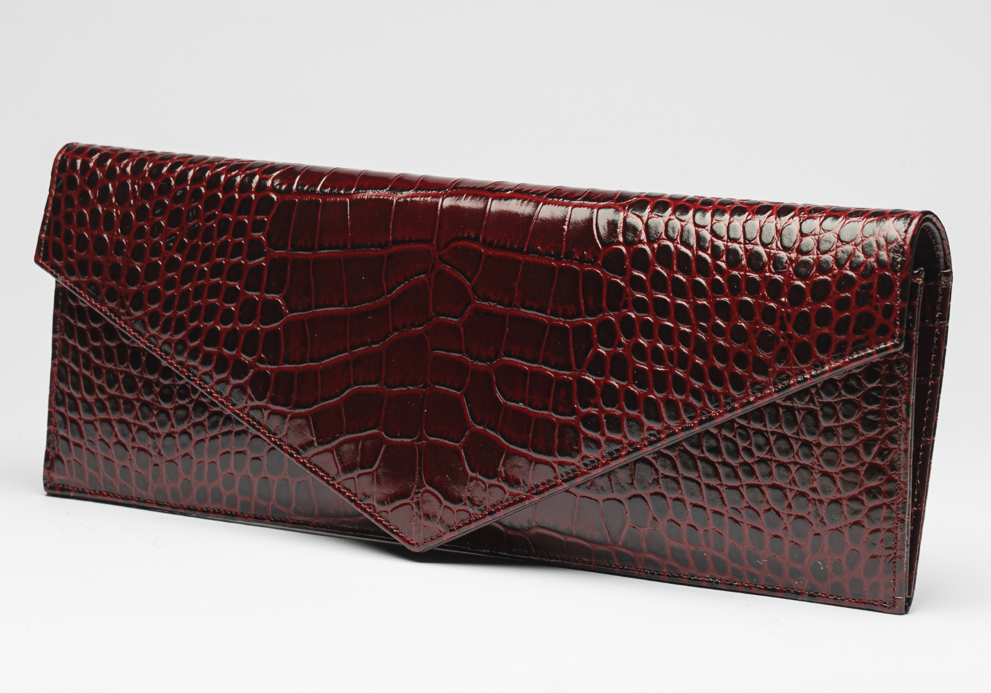 THE ENVELOPE CLUTCH - BORDEAUX