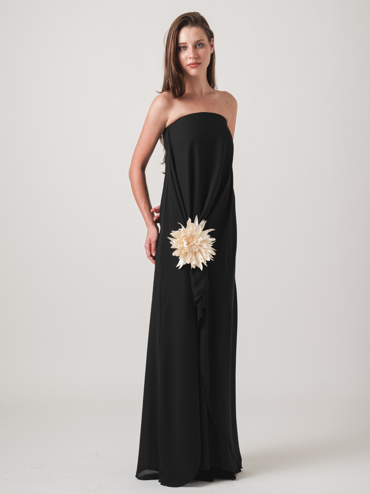AMALIA MAXI DRESS - BLACK & CREAM