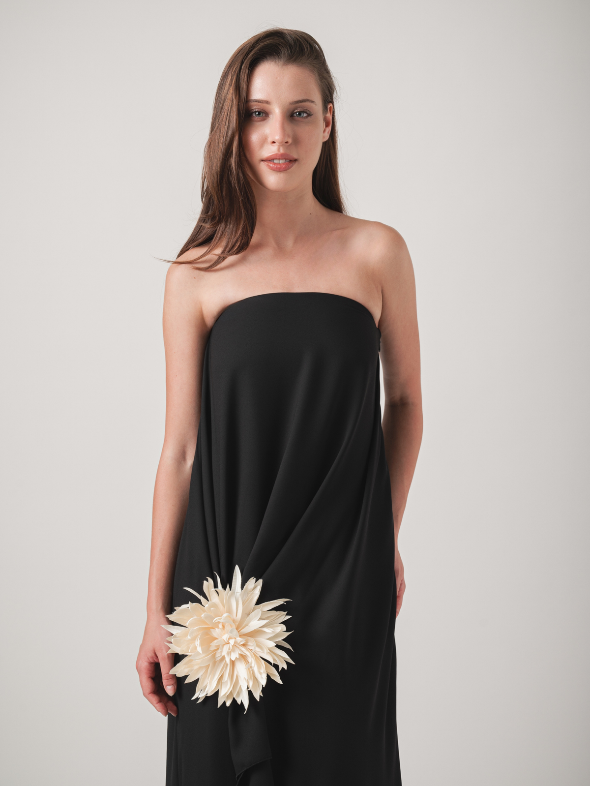 AMALIA MAXI DRESS - BLACK & CREAM