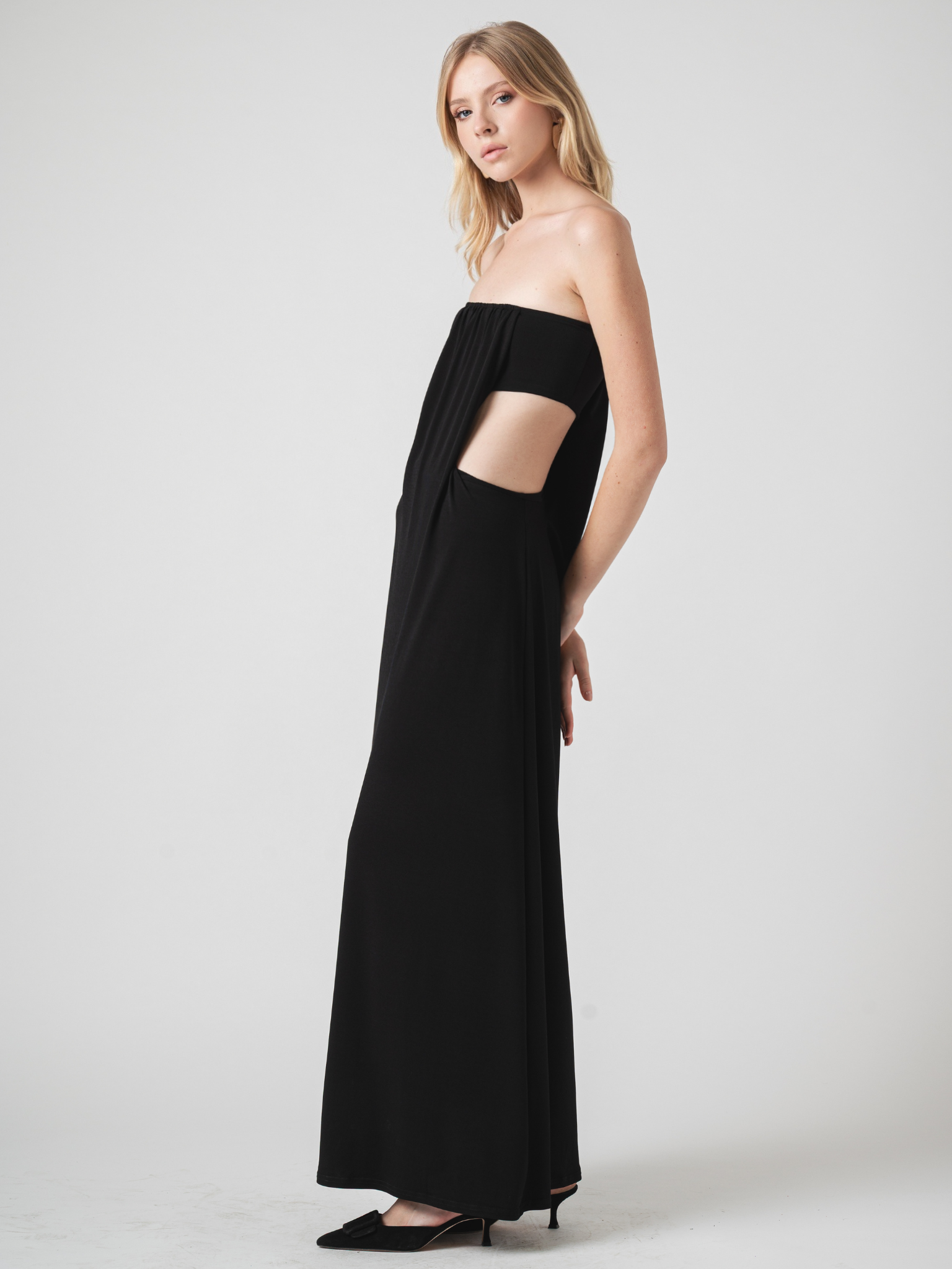 AMARA MAXI DRESS - BLACK