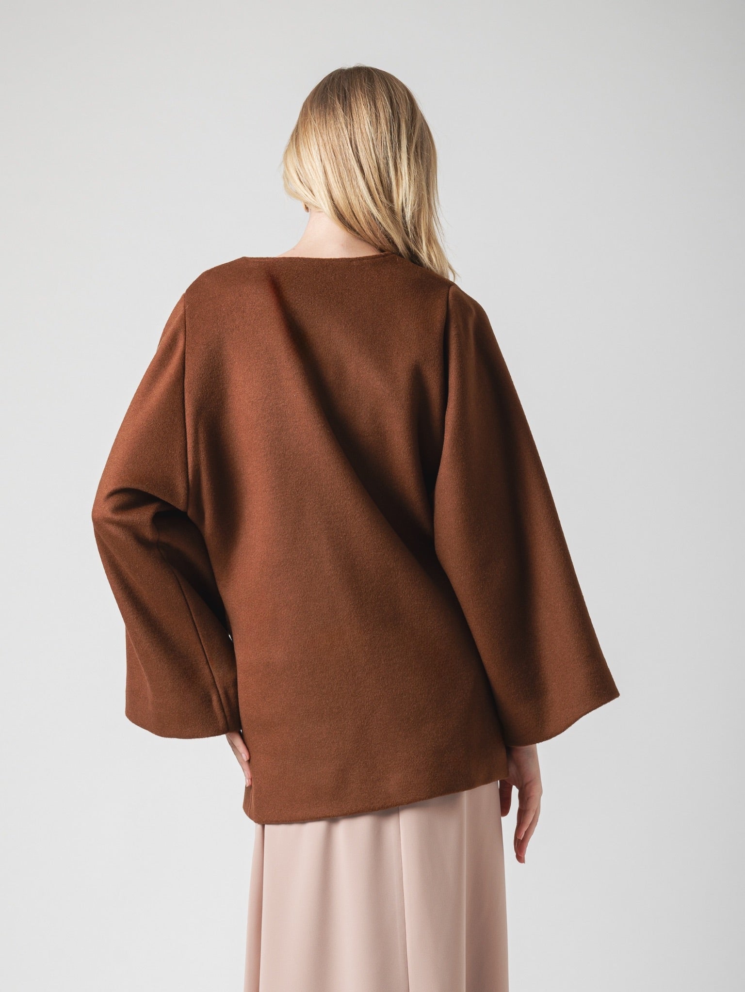 LOTUS SHORT COAT - MAPLE WOOL